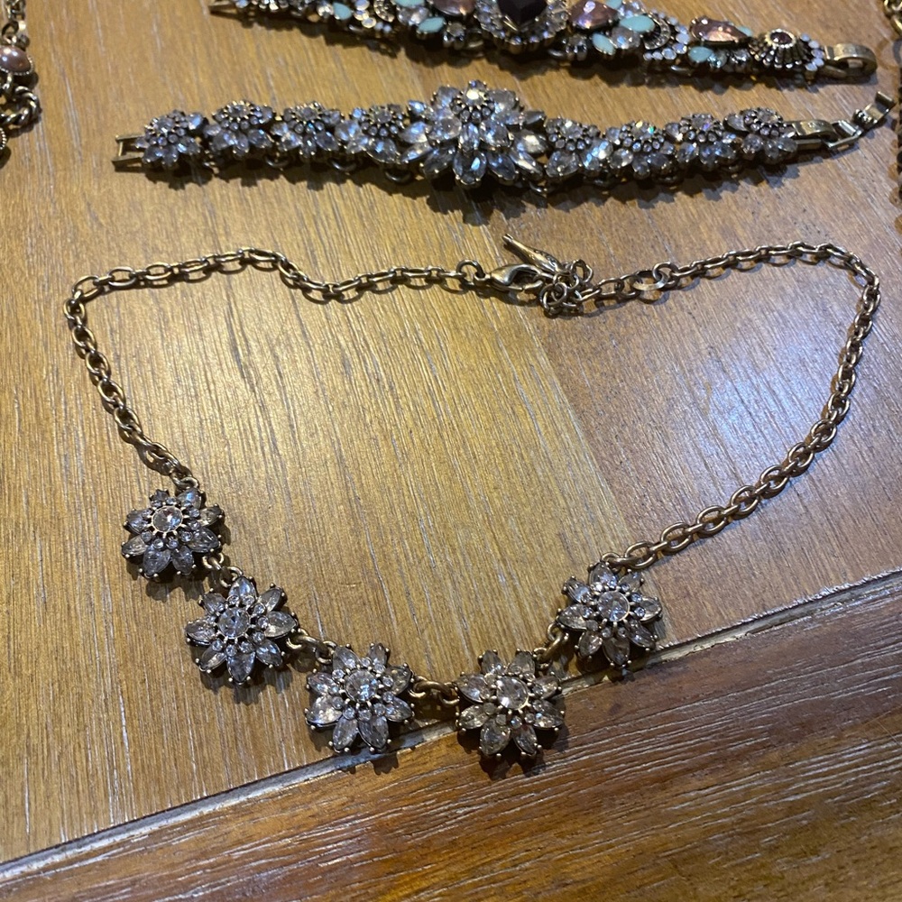 Absolutely MASSIVE Chloe + Isabel LOT - Picture 15 of 16